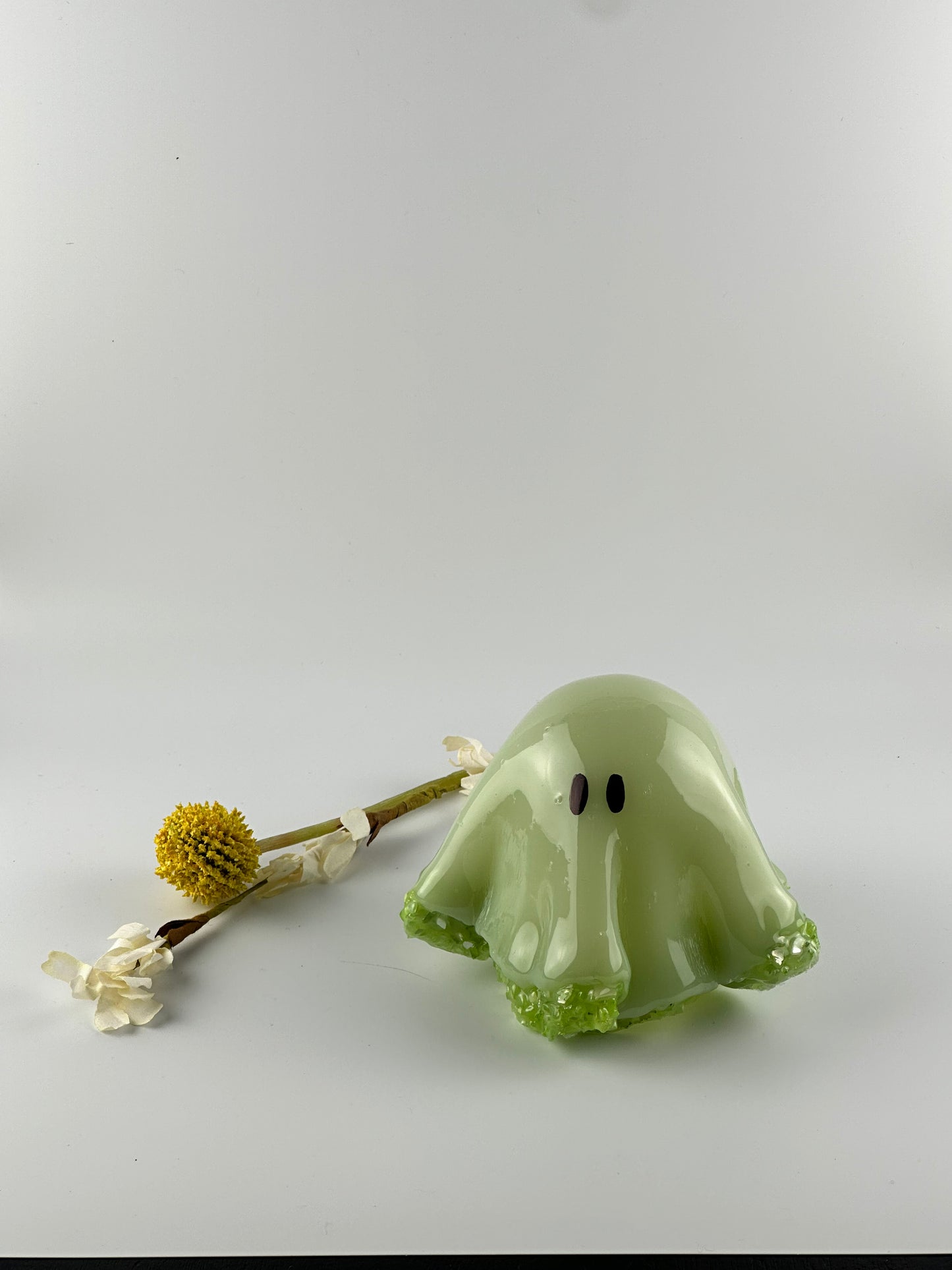 Medium Resin Ghost: Green Tea + Green Glass
